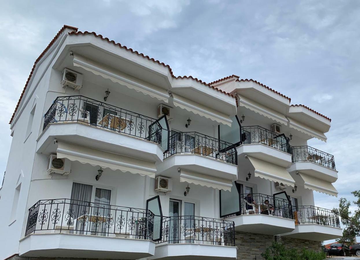 Lazaridis Luxury Studios & Apartments نيا رودا المظهر الخارجي الصورة