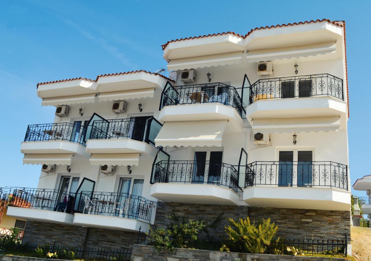 Lazaridis Luxury Studios & Apartments نيا رودا المظهر الخارجي الصورة